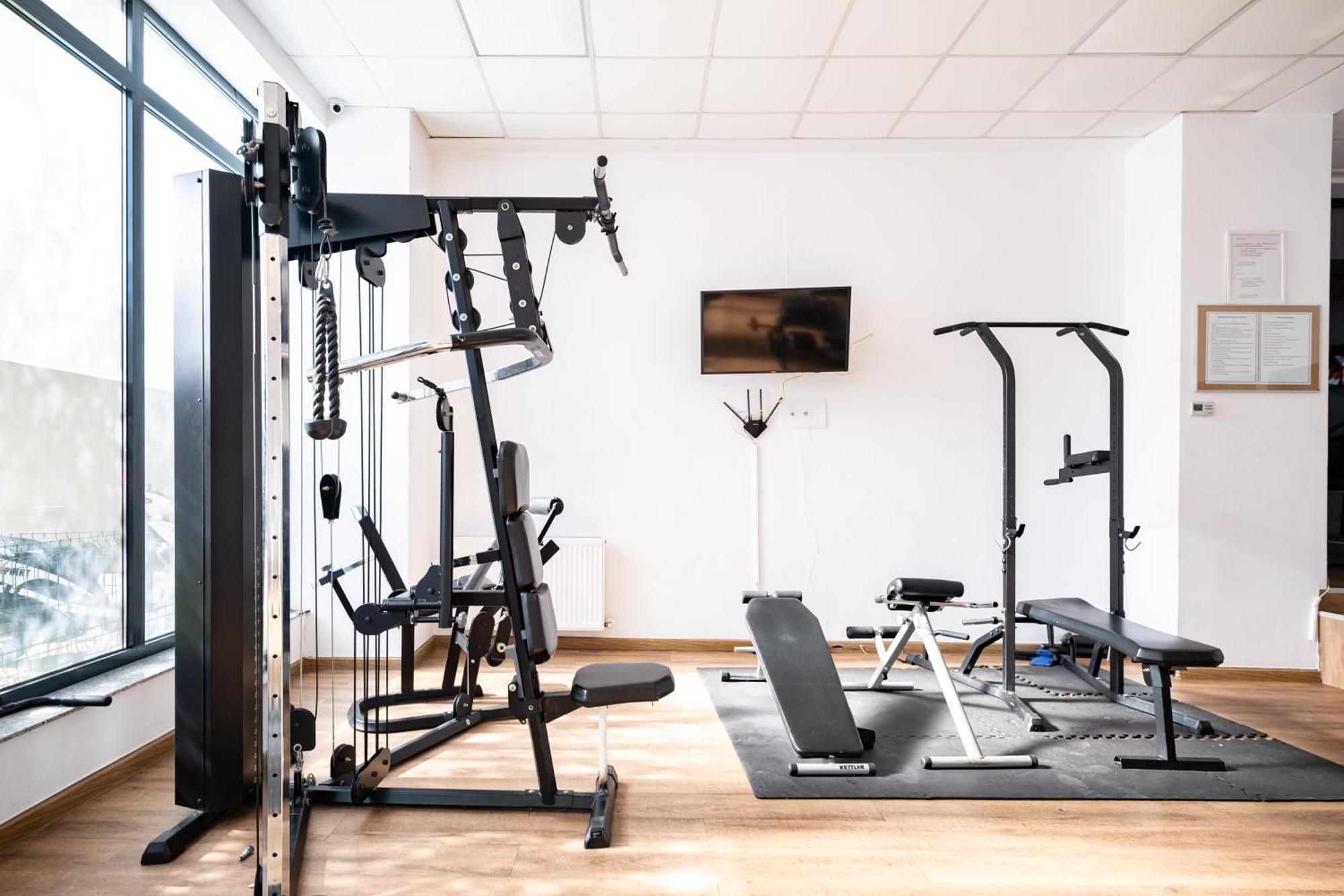 The Golden Studio - With Free Gym Boekarest Buitenkant foto